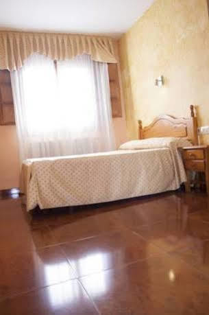 Hostal Le Vintage Ávila Kültér fotó